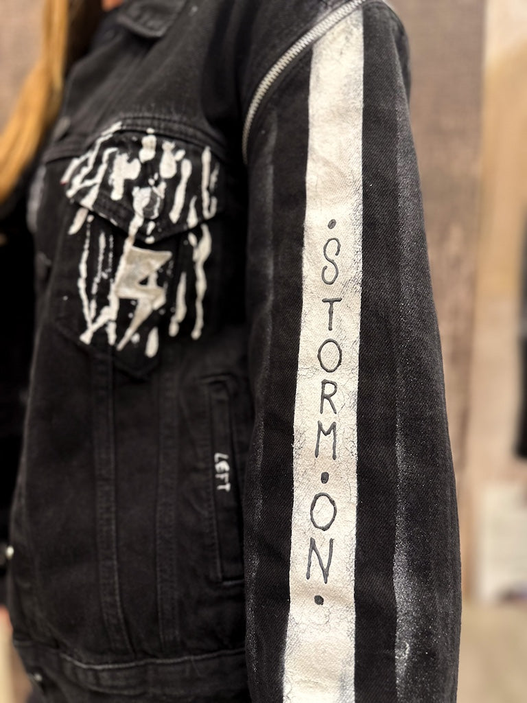 Storm Symphony Petite